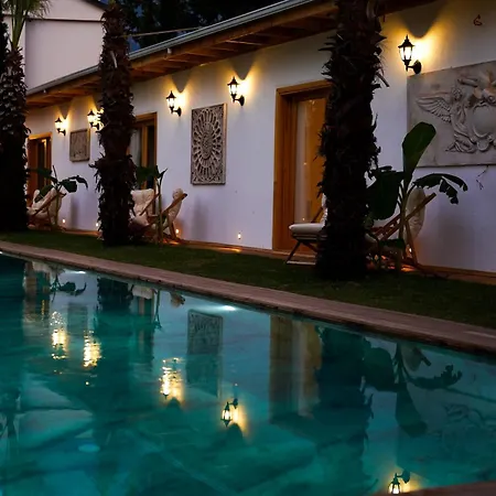 Buka Otel